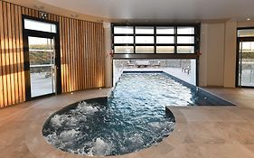 Golden Tulip Reims Bezannes